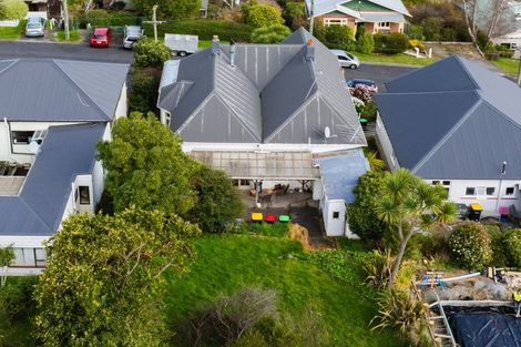 Photo of property in 32 Clifford Street, Dalmore, Dunedin, 9010