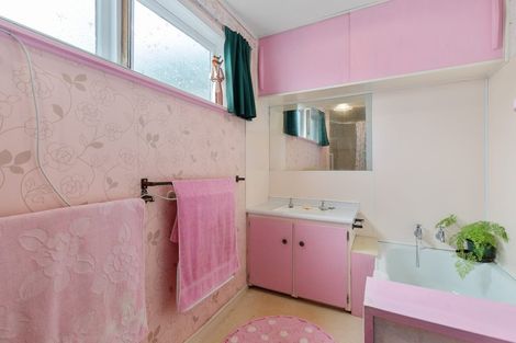 Photo of property in 42 Whitaker Street, Te Aroha, 3320