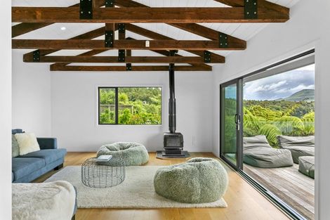 Photo of property in 21 Waiparemo Crescent, Pukawa Bay, Turangi, 3381