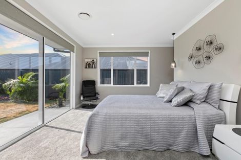 Photo of property in 11 Saint Thomas Avenue, Pyes Pa, Tauranga, 3112