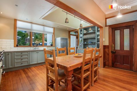 Photo of property in 28 Garfield Avenue, Roslyn, Dunedin, 9010