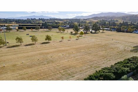 Photo of property in 33 Burnett Street, Oxford, 7430