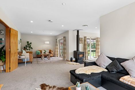 Photo of property in 13 Oldham Place, Darfield, 7510