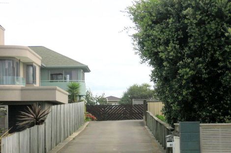 Photo of property in 2/186 Marine Parade, Mount Maunganui, 3116