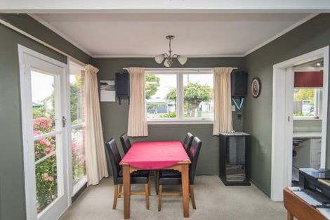 Photo of property in 228 Douglas Street, Highfield, Timaru, 7910