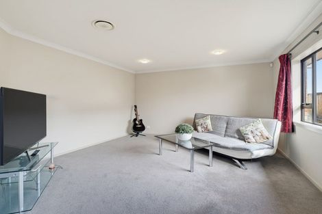 Photo of property in 5 Gilligan Close, College Estate, Whanganui, 4500