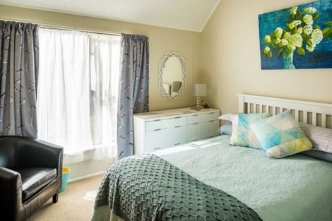 Photo of property in 3a Pukatea Street, Eastbourne, Lower Hutt, 5013