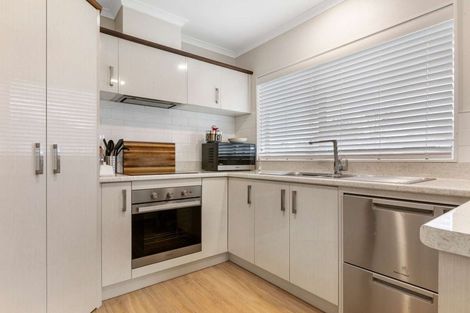 Photo of property in 2 Walnut Grove, Whakatane, 3120