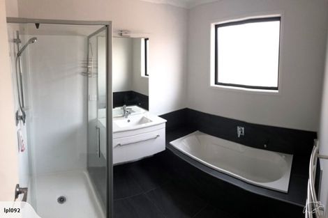 Photo of property in 120 Hillpark Drive, Pokeno, 2402