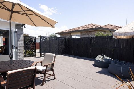 Photo of property in 27 Balmacewen Place, Mount Maunganui, 3116