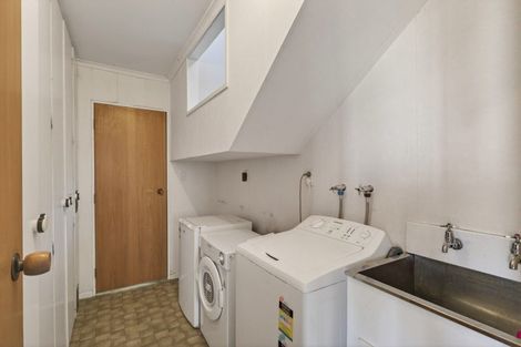 Photo of property in 24b Birdwood Avenue, Moturoa, New Plymouth, 4310