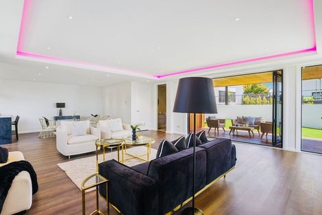 Photo of property in 31 Dunvegan Rise, East Tamaki Heights, Auckland, 2016