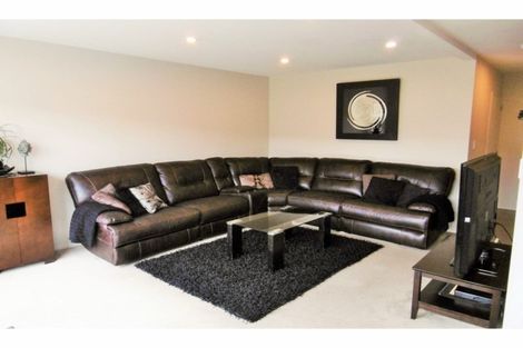 Photo of property in 15/45a Swanson Road, Henderson, Auckland, 0610