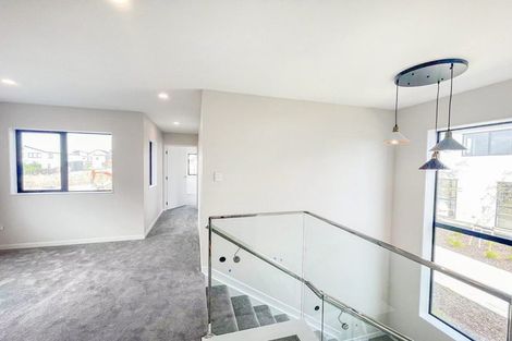 Photo of property in 20 Pohewa Road, Silverdale, 0932