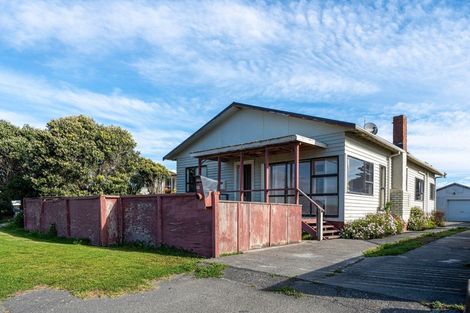 Photo of property in 15 Tasman Road, Otaki Beach, Otaki, 5512