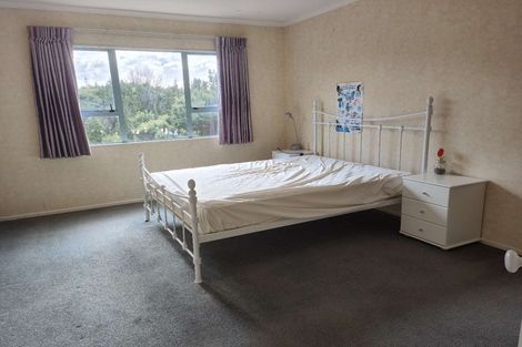 Photo of property in 7 David Beattie Place, Chatswood, Auckland, 0626