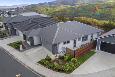 Photo of property in 5 Takapo Grove, Kelson, Lower Hutt, 5010
