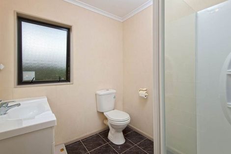 Photo of property in 6 Kuripaka Crescent, The Gardens, Auckland, 2105