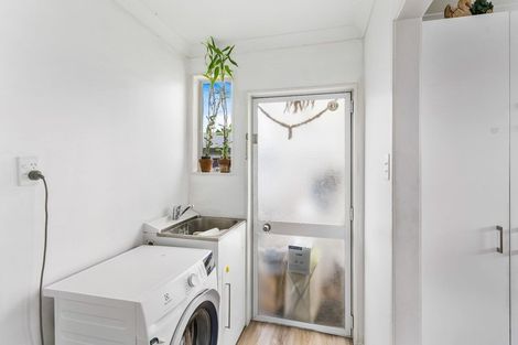 Photo of property in 44 Childers Road, Ranui, Auckland, 0612