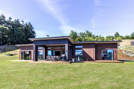 Photo of property in 21 Ramsay Drive, Acacia Bay, Taupo, 3385