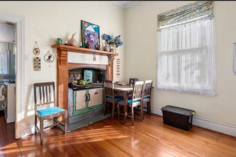 Photo of property in 39 Kamo Road, Regent, Whangarei, 0112