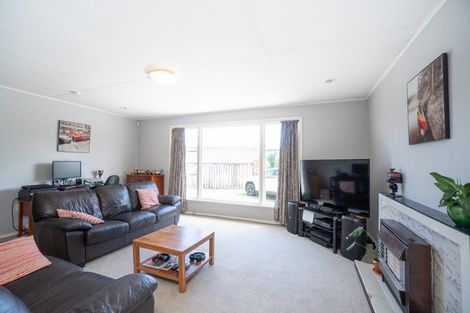 Photo of property in 88 Wikiriwhi Crescent, Awapuni, Palmerston North, 4412