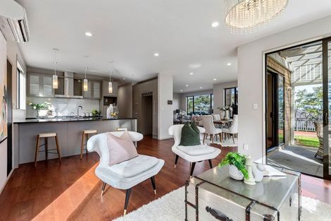 Photo of property in 33 Kilkelly Avenue, Pinehill, Auckland, 0632