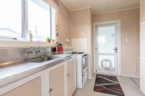 Photo of property in 11 Mackie Street, Waipukurau, 4200