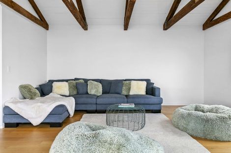 Photo of property in 21 Waiparemo Crescent, Pukawa Bay, Turangi, 3381