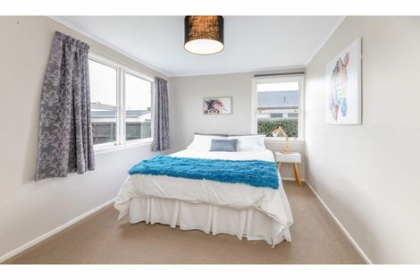 Photo of property in 127 Northcote Road, Northcote, Christchurch, 8052