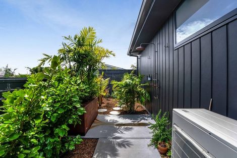 Photo of property in 5 Hussey Street, Oakura, 4314