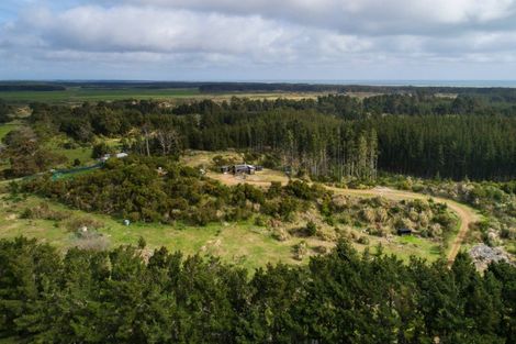 Photo of property in 545 Himatangi Beach Road, Himatangi Beach, Foxton, 4891