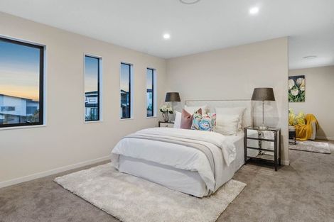 Photo of property in 32 Bounty Road, Long Bay, Auckland, 0630