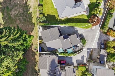 Photo of property in 13 Trevathan Lane, Wanaka, 9305