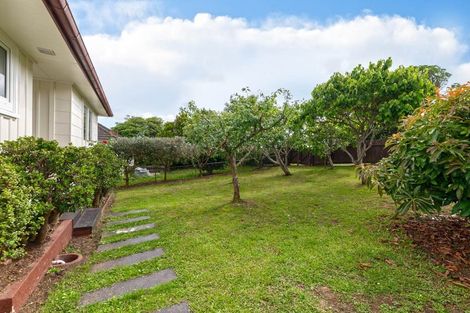 Photo of property in 32 Roseman Avenue, Mount Roskill, Auckland, 1041