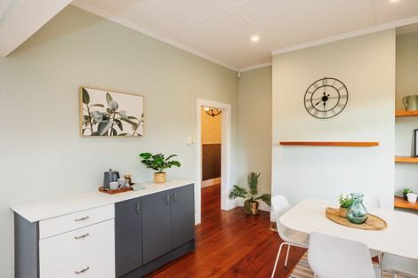 Photo of property in 223 College Street, West End, Palmerston North, 4412