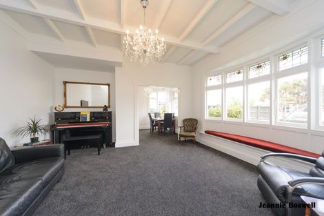 Photo of property in 3 Vivian Street, Palmerston North, 4414