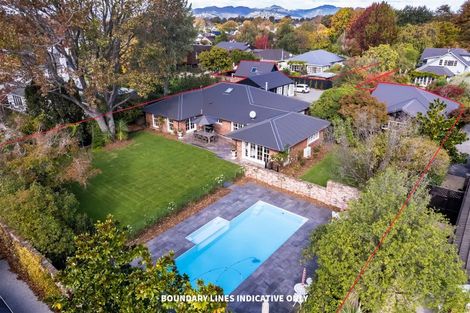 Photo of property in 180 Fendalton Road, Fendalton, Christchurch, 8052