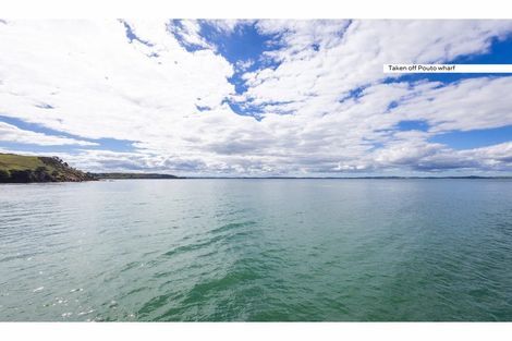 Photo of property in 6569 Pouto Road, Pouto, 0391