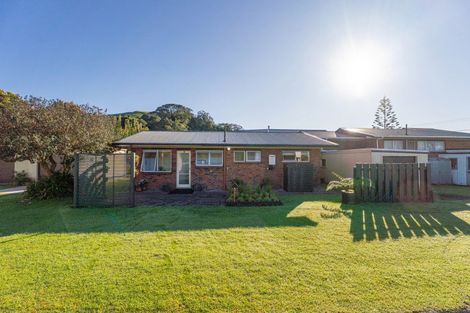 Photo of property in 3 Kawakawa Road, Whitianga, 3510