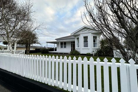 Photo of property in 17 Caius Avenue, Gonville, Whanganui, 4501