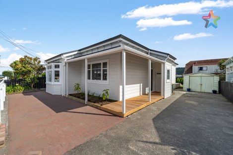 Photo of property in 11 Bay Street, Petone, Lower Hutt, 5012