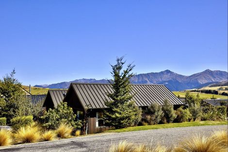 Photo of property in 4 Arran Lane, Jacks Point, Queenstown, 9371