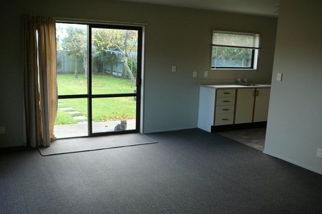 Photo of property in 11a Cradock Street, South New Brighton, Christchurch, 8062