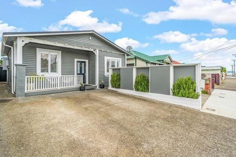 Photo of property in 18 Bolton Street, Petone, Lower Hutt, 5012