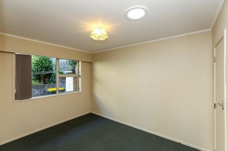Photo of property in 31/1 Findlay Street, Moturoa, New Plymouth, 4310