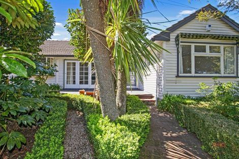Photo of property in 8a Corfe Street, Ilam, Christchurch, 8041