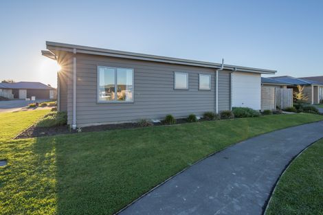 Photo of property in 2 Cable Lane, Halswell, Christchurch, 8025