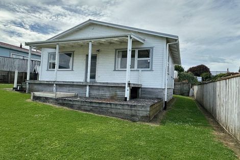 Photo of property in 10 Jackson Street, Waitara, 4320