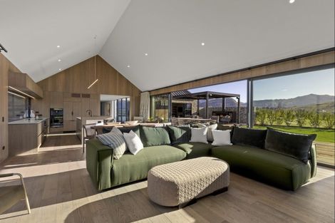 Photo of property in Kawarau Heights, 76 Kawarau Heights Boulevard, Lake Hayes, Queenstown, 9304